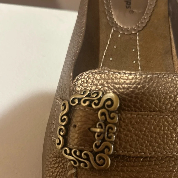 New Baretraps Pixy Slipon Gold Leather Mules. Size 11. - Picture 9 of 9